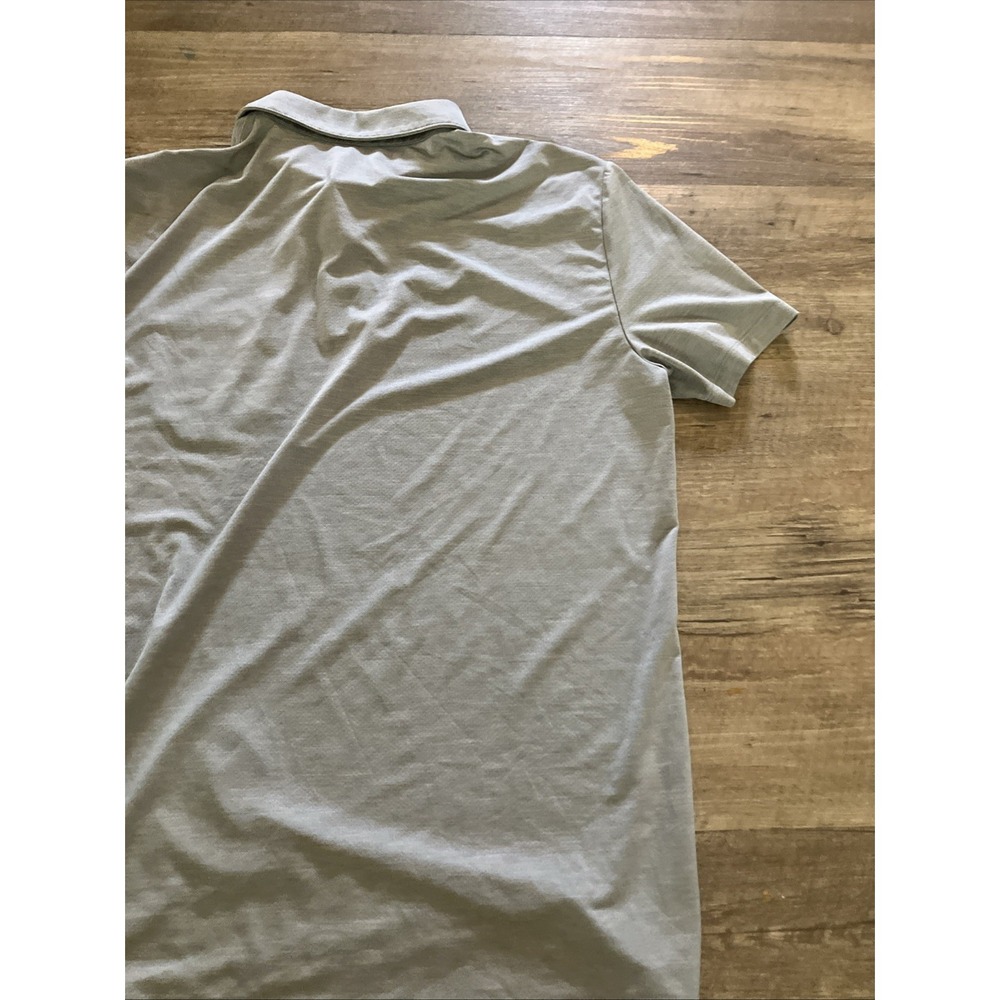 Vuori Zephyr Polo Shirt Stretch Performance Medium Mens Grey Golf Pocket - Picture 8 of 9